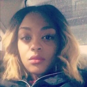 Meet your Posher, Asya